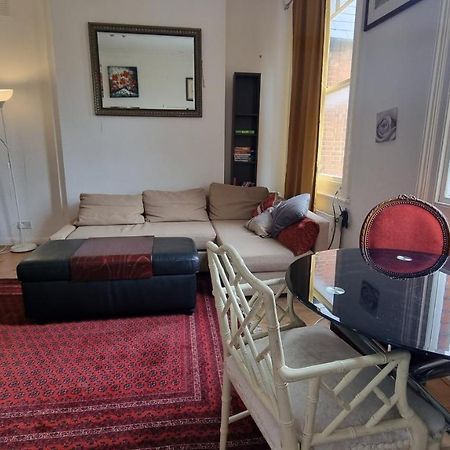 لندن Extra Large One Bedroom Flat With Parking المظهر الخارجي الصورة